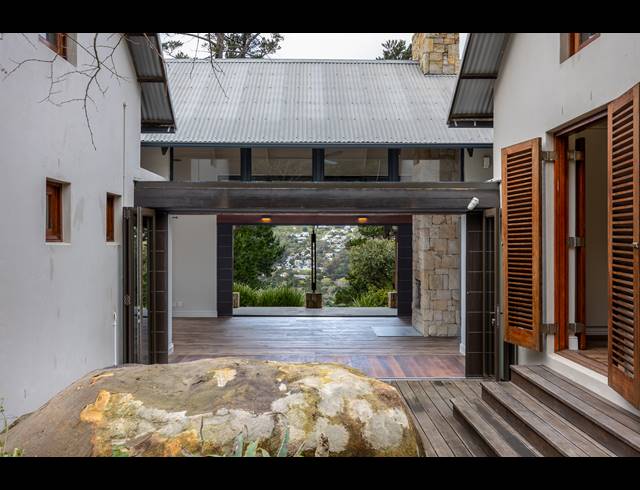 4 BEDROOM HOUSE RENTED IN KENROCK COUNTRY ESTATE